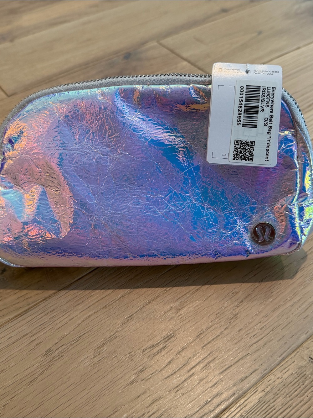 NWT lululemon athletica Iridescent belt bag